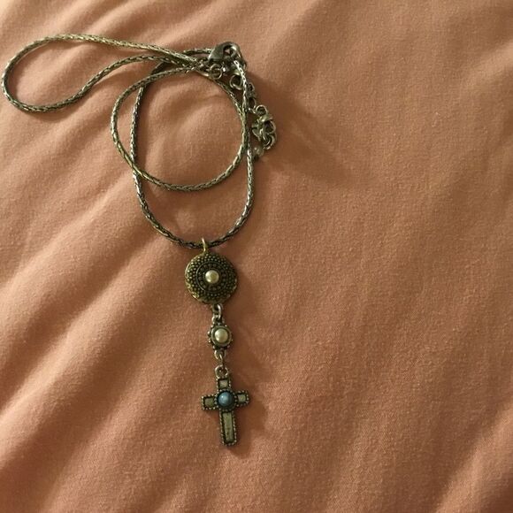 Silvertone Adjustable Chain With Charm Pendant - Picture 3 of 5